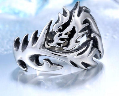 Cool Gothic Dragon Ring